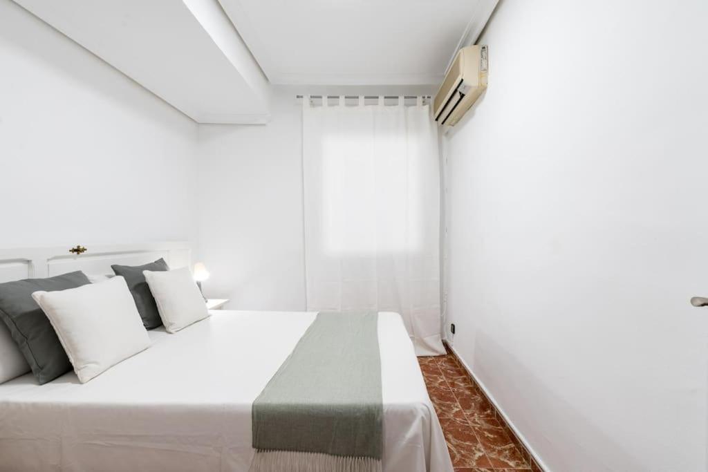 Santa Justa Urban Apartment Sewilla Zewnętrze zdjęcie