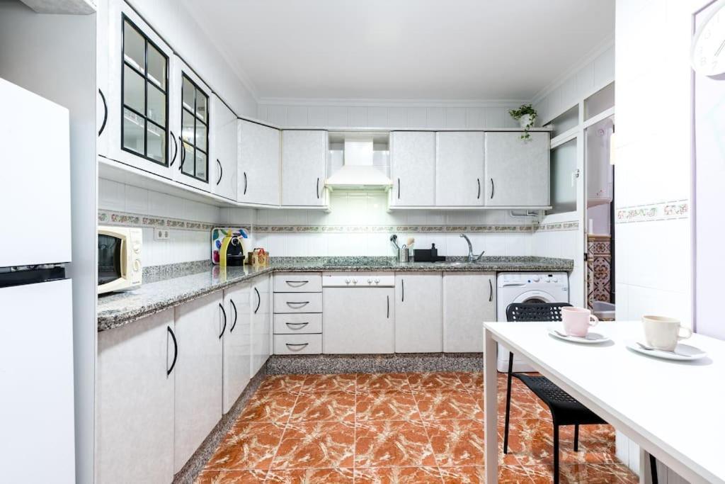 Santa Justa Urban Apartment Sewilla Zewnętrze zdjęcie